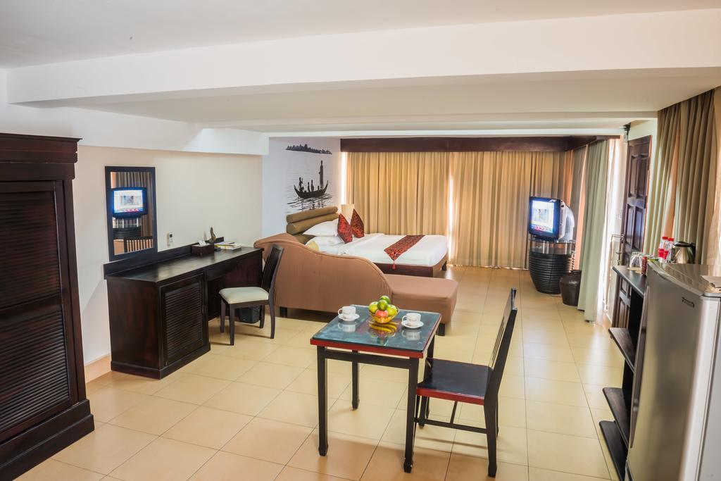 Feeling Home Hotel Phnom Penh Exterior foto