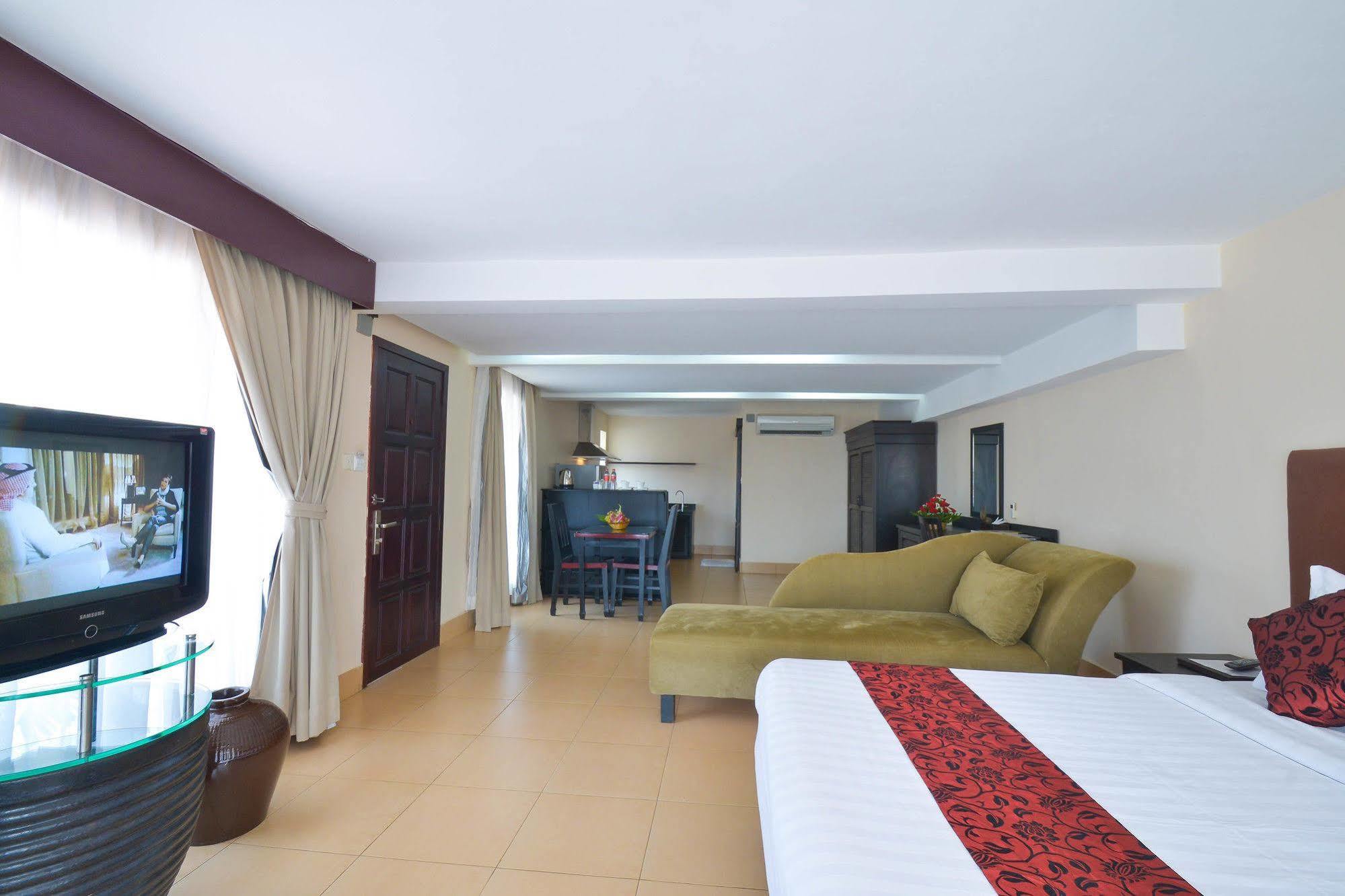 Feeling Home Hotel Phnom Penh Exterior foto