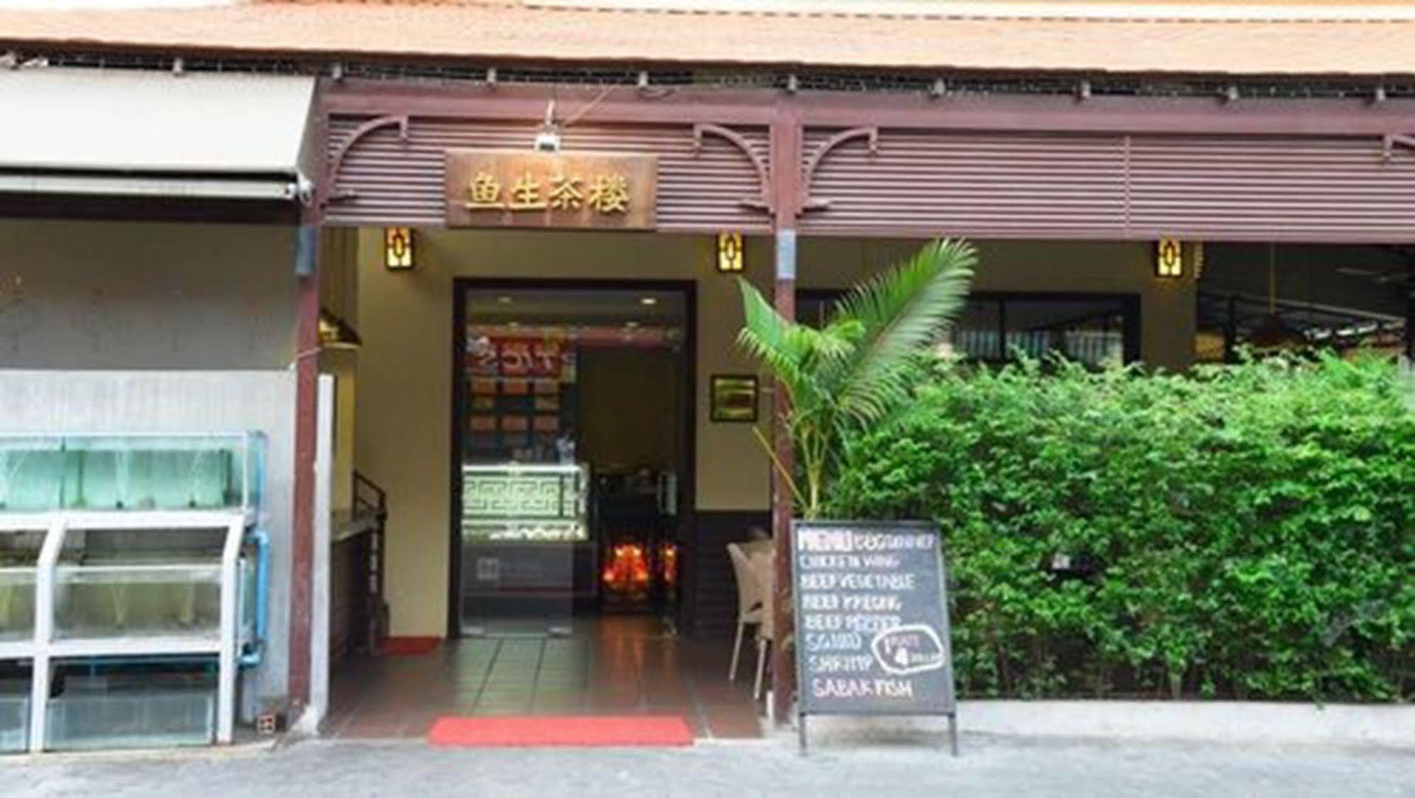 Feeling Home Hotel Phnom Penh Exterior foto